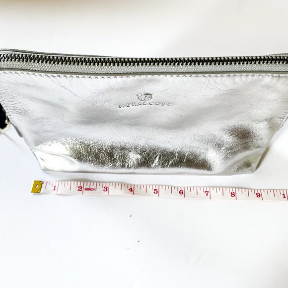 Moral Code Silver Leather Cosmetic Case - Picture 5 of 6